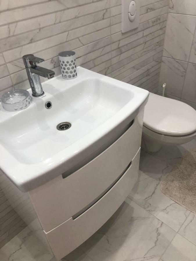 יוז'ני New Appartment In Yuzhny מראה חיצוני תמונה